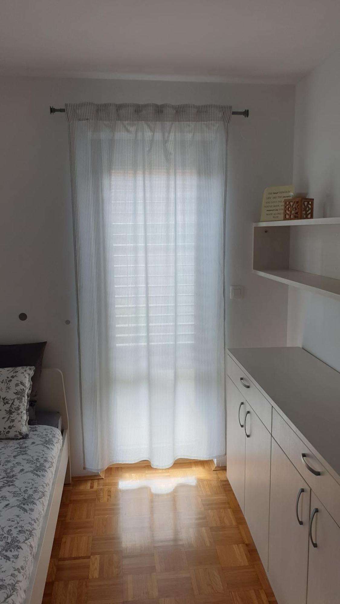 Apartment Emma - Free Parking, Ac, Wifi *